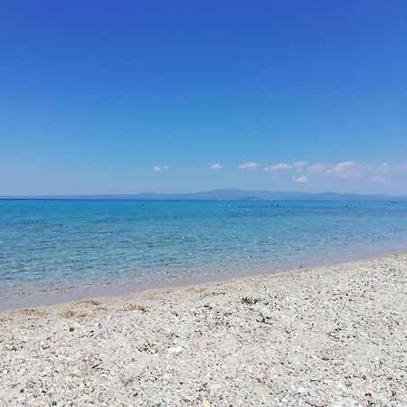 Villa Christina Sea Side A Hanioti Bagian luar foto