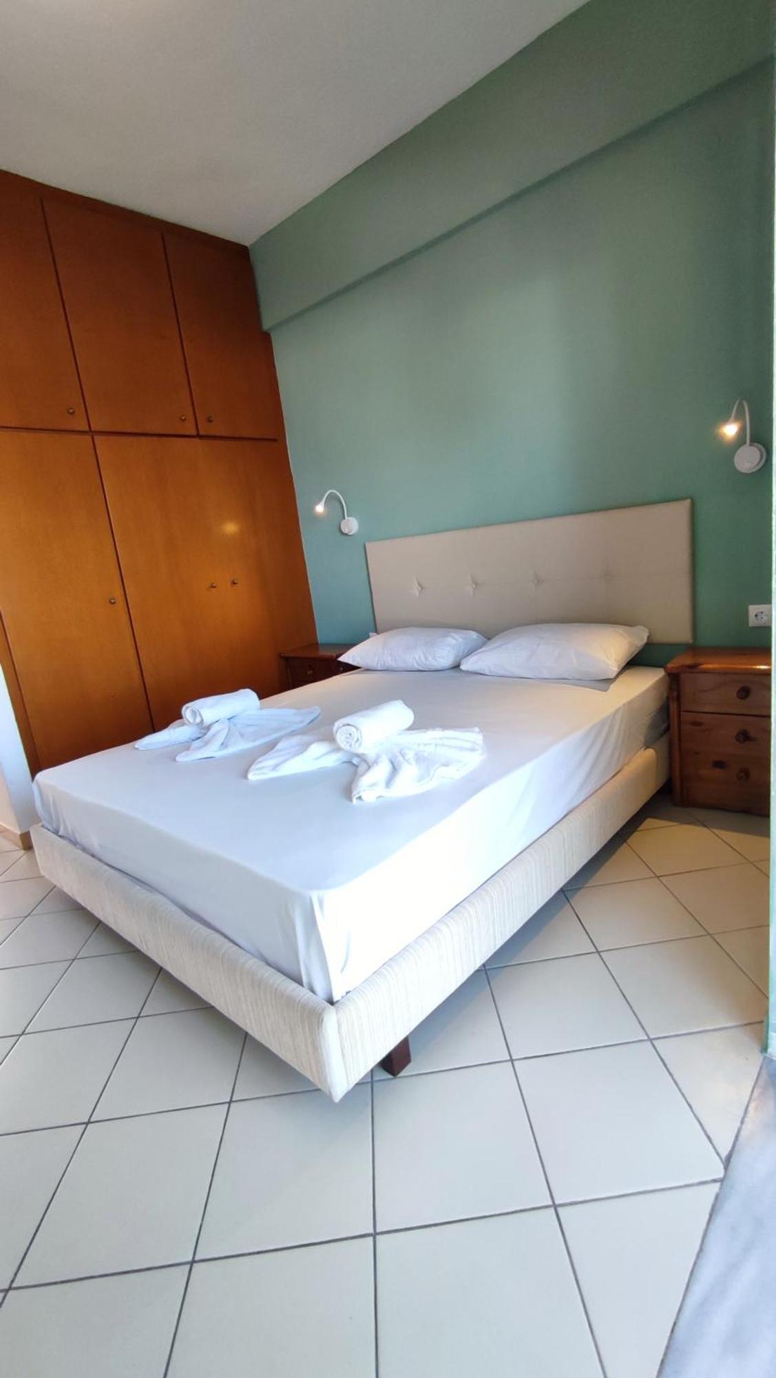 Villa Christina Sea Side A Hanioti Bagian luar foto